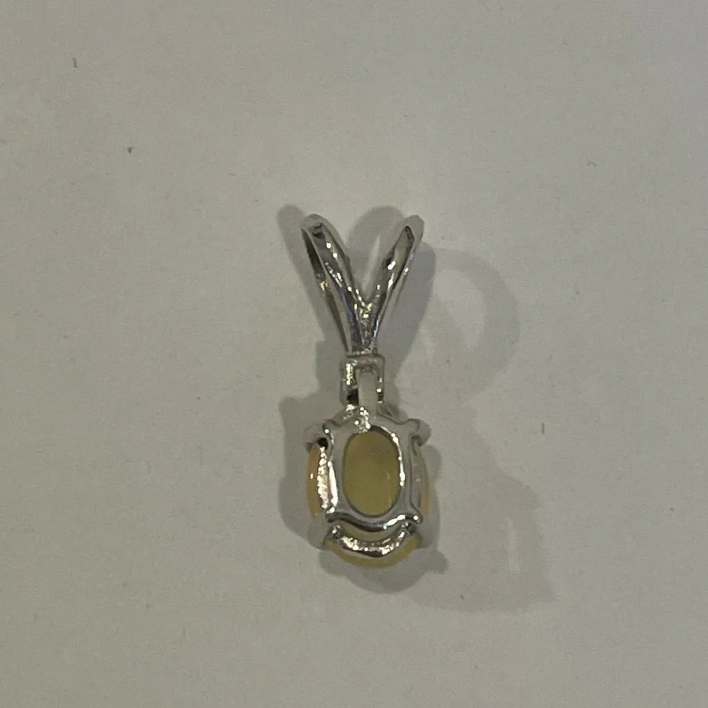 Brand New Diamond-Accented Opal Pendant in 10K White Gold $308 - 100% Authentic - Picture 3 of 5